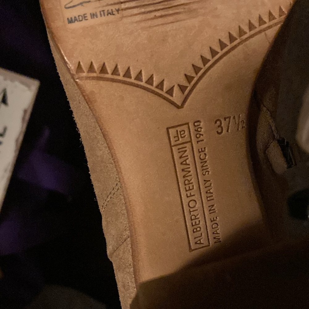 Alberto Fermani tan taupe ankle boots - Picture 7 of 7